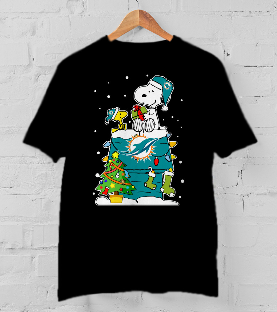 Miami Dolphins Snoopy Christmas Peanuts Fan Collection T-Shirt