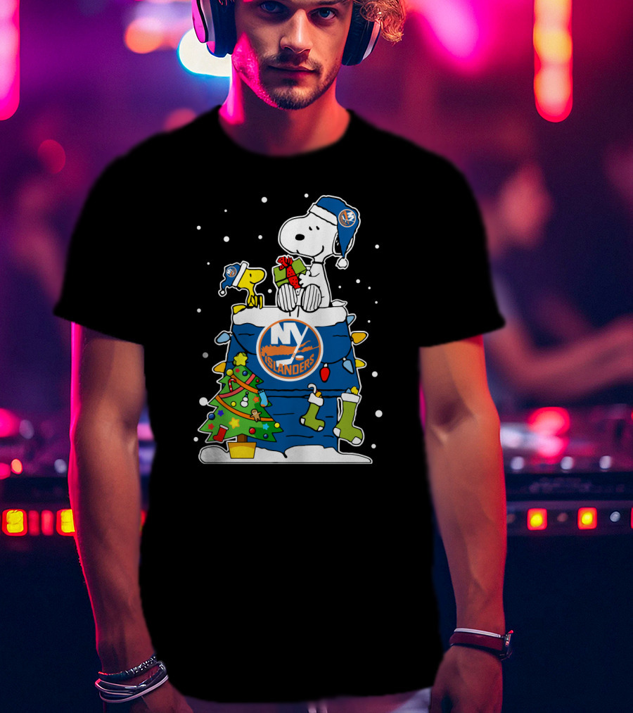 New York Islanders Snoopy And Woodstock Christmas Hockey Fans T-Shirt