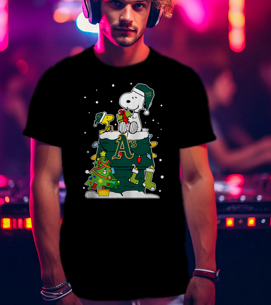 Oakland Athletics Snoopy Christmas Peanuts Holiday Gift Tree T-Shirt