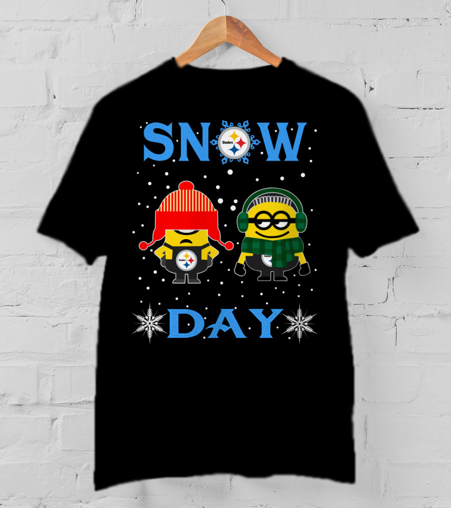 Snow Day For Pittsburgh Steelers Versus Minion Snowflakes And Winter Gear T-Shirt