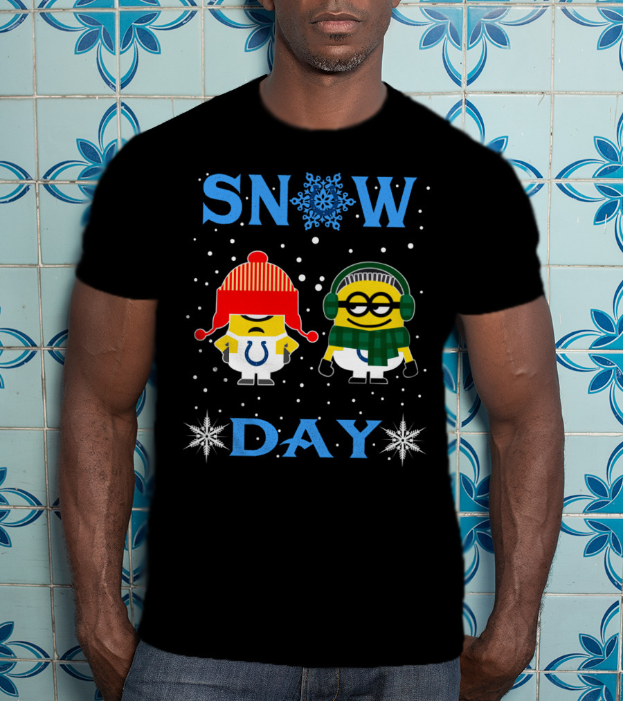 Indianapolis Colts Snow Day Minions Winter Scene T-Shirt