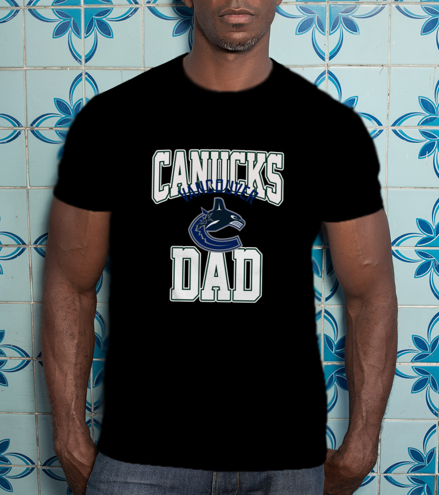 Vancouver Canucks Dad Hockey Team Logo T-Shirt