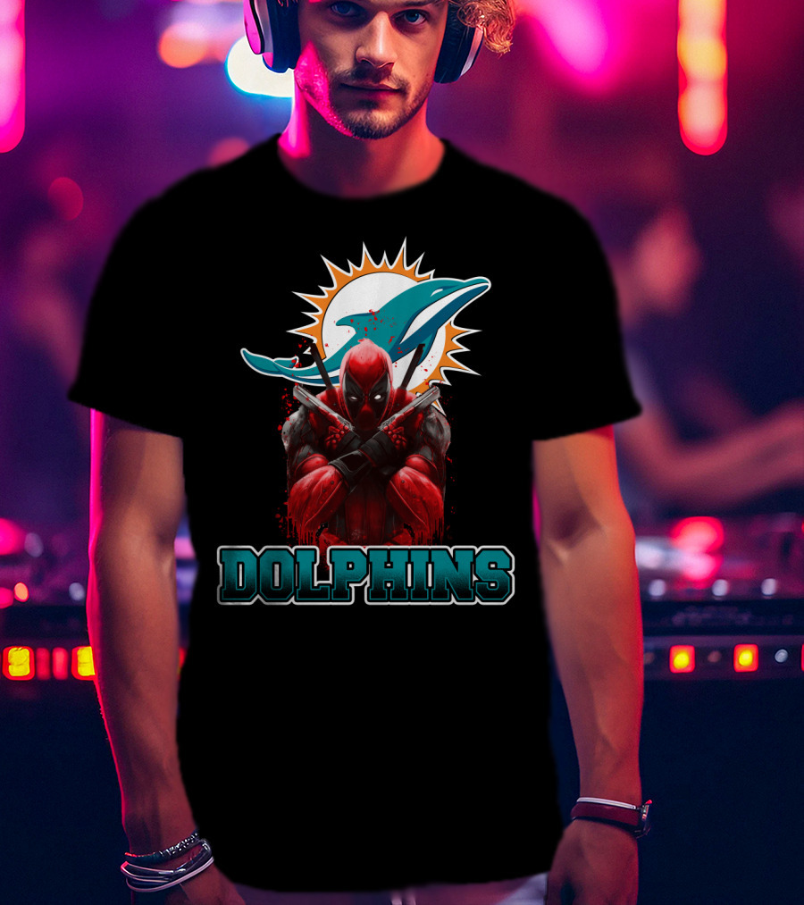 Miami Dolphins Logo And Deadpool Crossover Fans T-Shirt