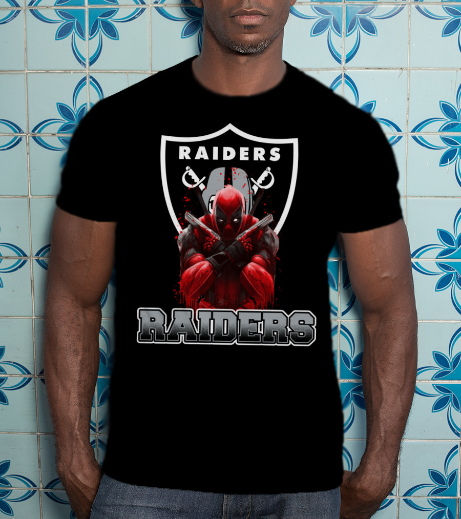 Deadpool Raiders Crossover For Oakland Raiders Fans T-Shirt