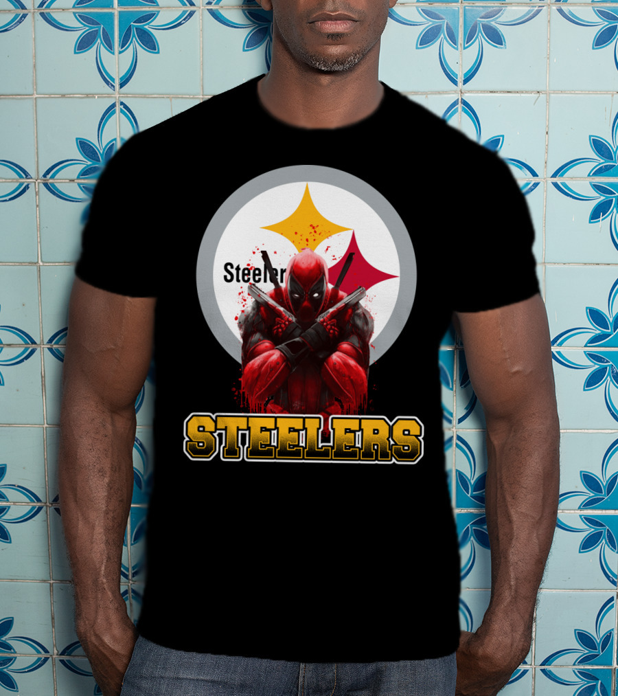 Steelers Deadpool Crossover With Pittsburgh Steelers Logo And Character Pose T-Shirt