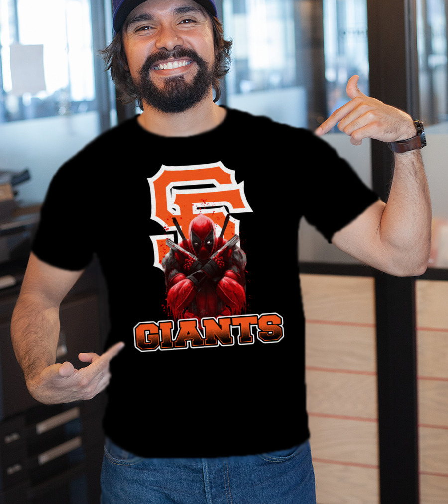 San Francisco Giants Deadpool Crossover Fans T-Shirt