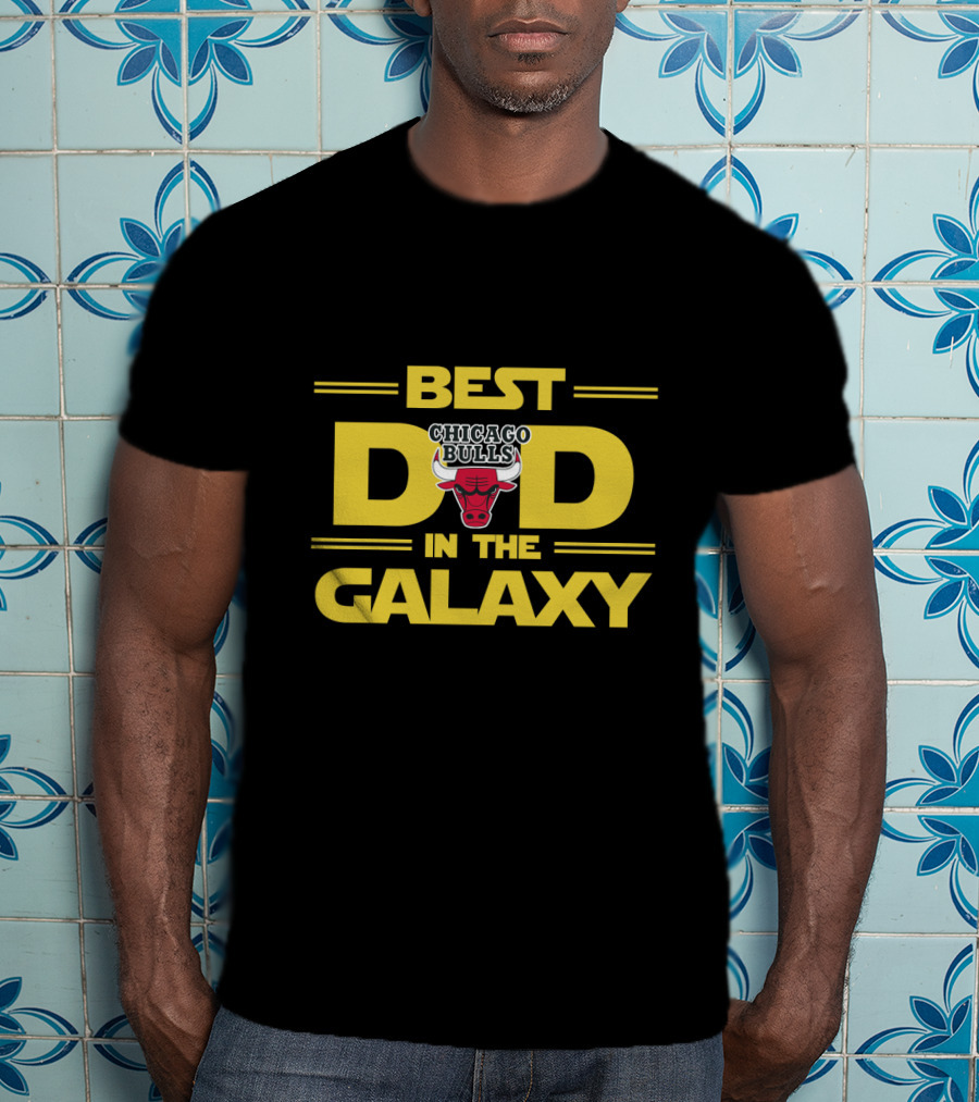 Best Chicago Bulls Dad In The Galaxy Yellow Text With Bull T-Shirt
