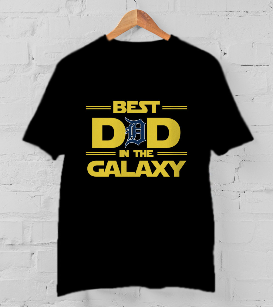 Best Detroit Tigers Dad In The Galaxy Iconic Sports T-Shirt