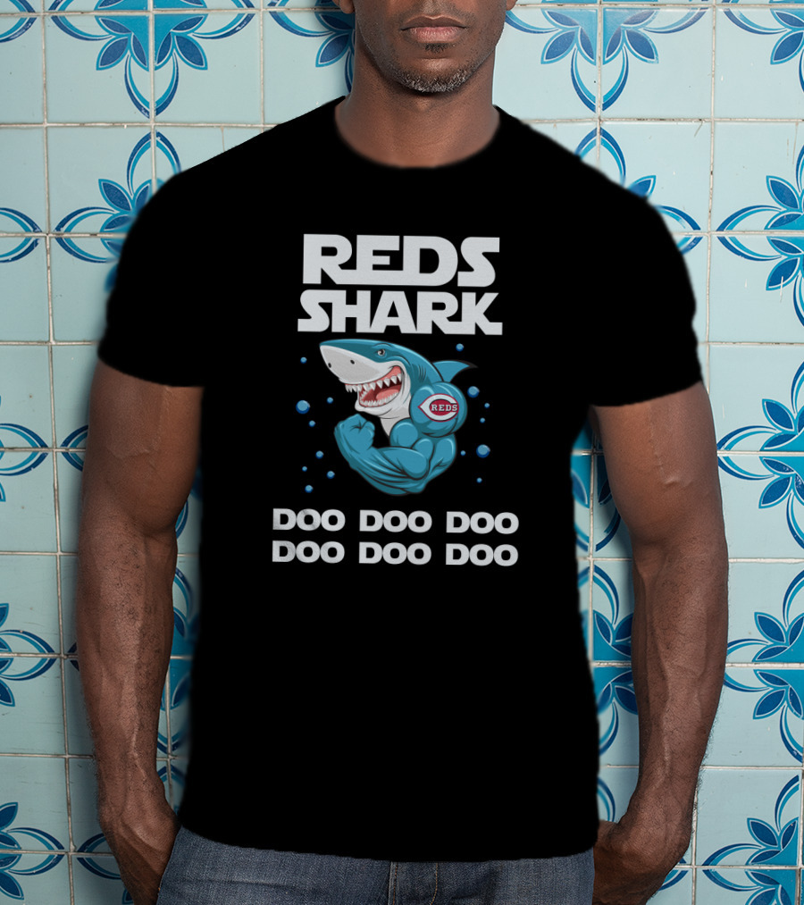 Reds Shark Doo Doo Doo Reds Shark Doo Doo Doo T-Shirt
