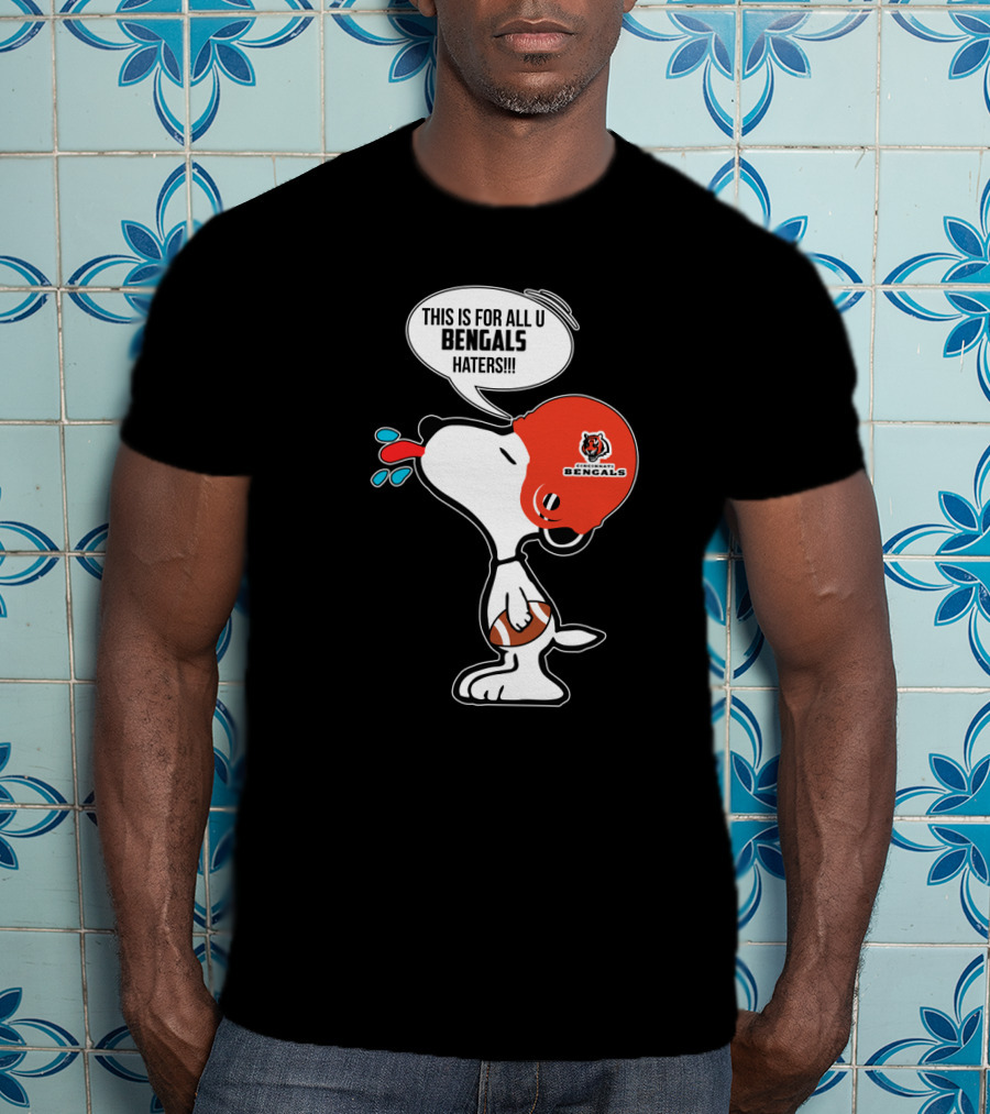 Snoopy Cincinnati Bengals Helmet Speech Bubble Haters Football T-Shirt