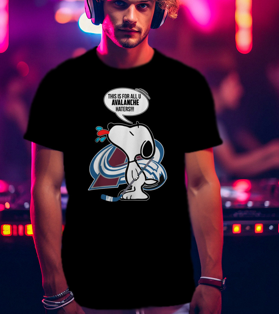 Snoopy Teasing Avalanche Haters With Colorado Avalanche T-Shirt