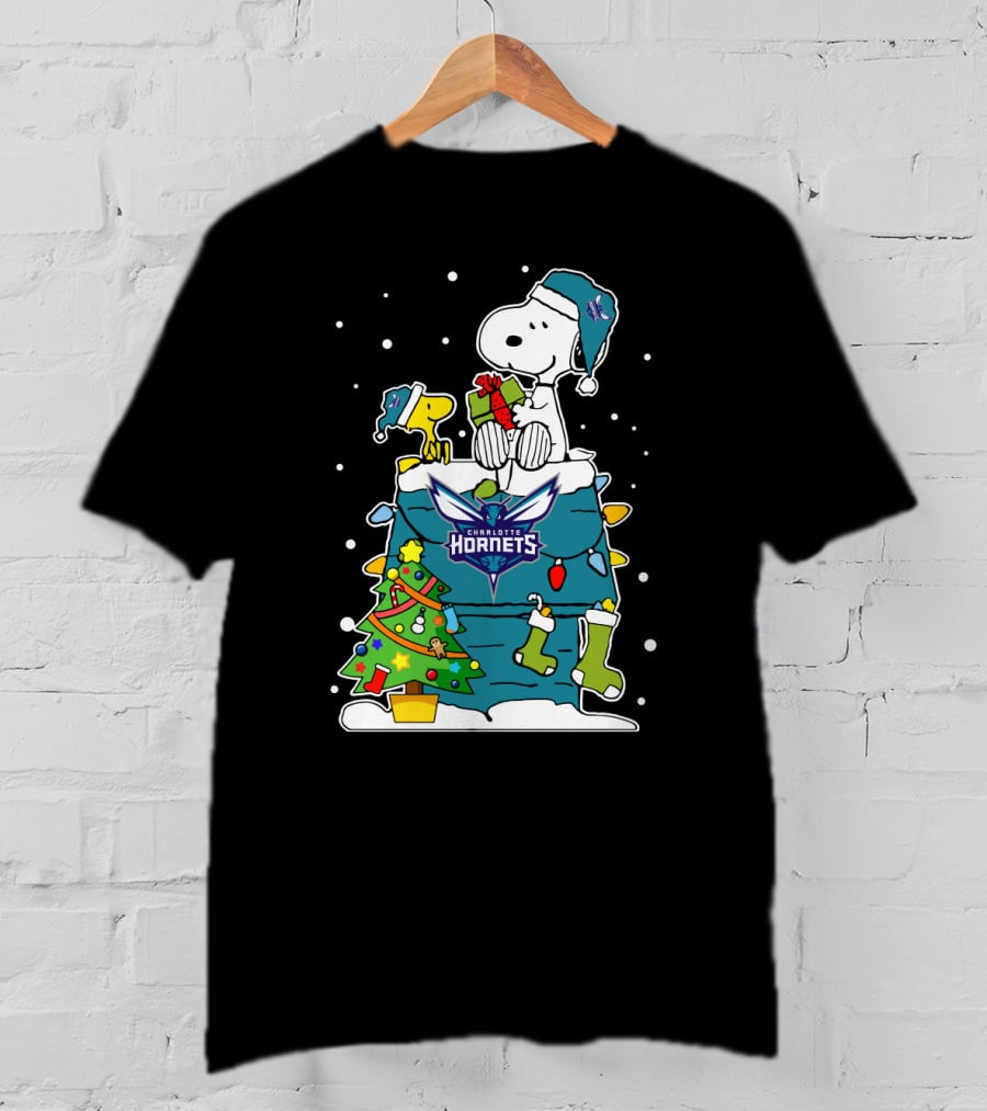Charlotte Hornets Christmas Snoopy And Woodstock With Tree And Stockings T-Shirt