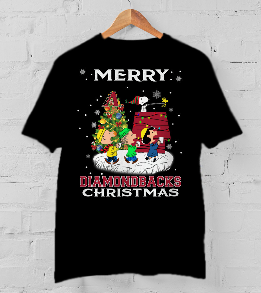 Merry Diamondbacks Christmas Snoopy Peanuts Holiday Scene T-Shirt