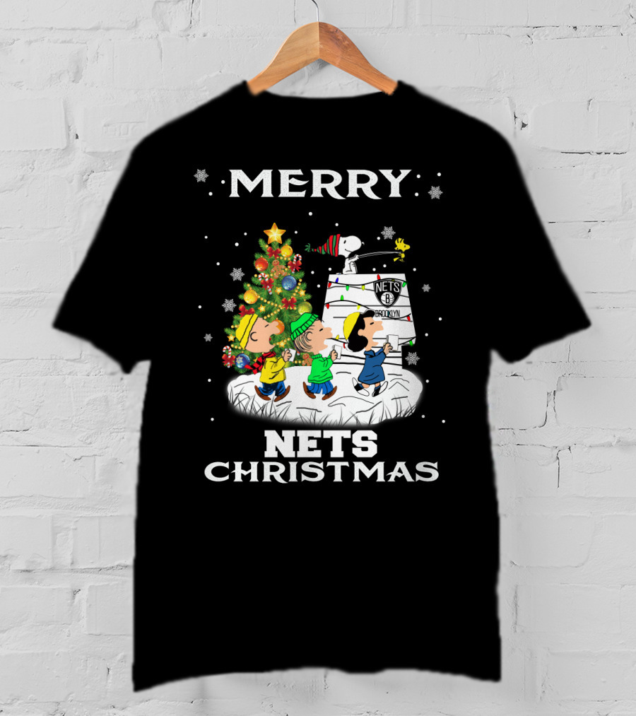 Merry Brooklyn Nets Christmas Snoopy Fans Peanuts Christmas Tree T-Shirt