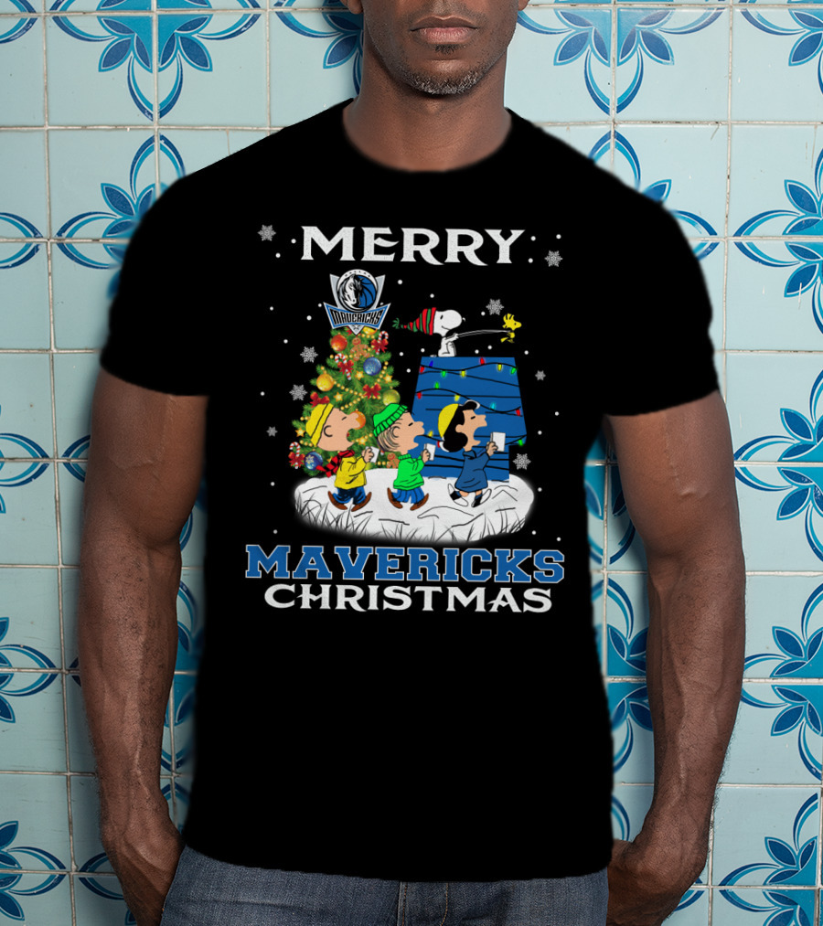 Merry Dallas Mavericks Christmas With Snoopy And Friends T-Shirt