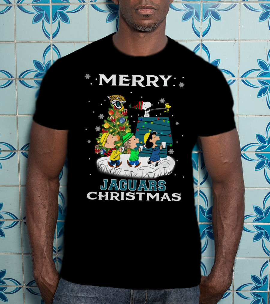 Merry Jaguars Christmas Snoopy And Peanuts Holiday Scene T-Shirt