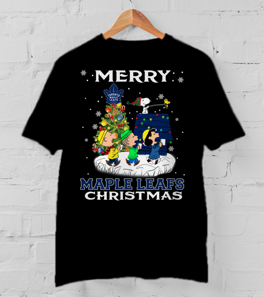 Merry Toronto Maple Leafs Christmas Snoopy Winter Scene With Charlie Brown And Friends T-Shirt