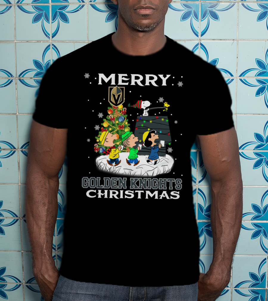 Merry Golden Knights Christmas Featuring Snoopy And Peanuts Characters With Christmas Tree T-Shirt