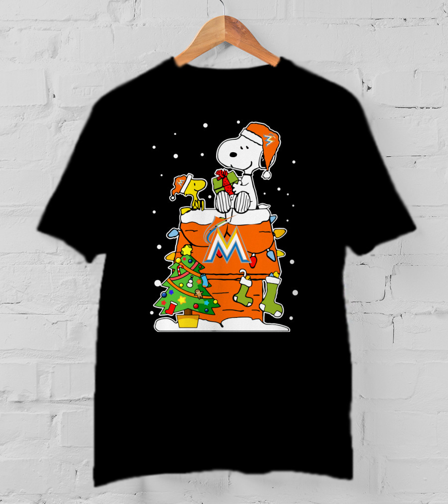 Miami Marlins Snoopy Christmas Holiday Scene With Gifts And Tree T-Shirt