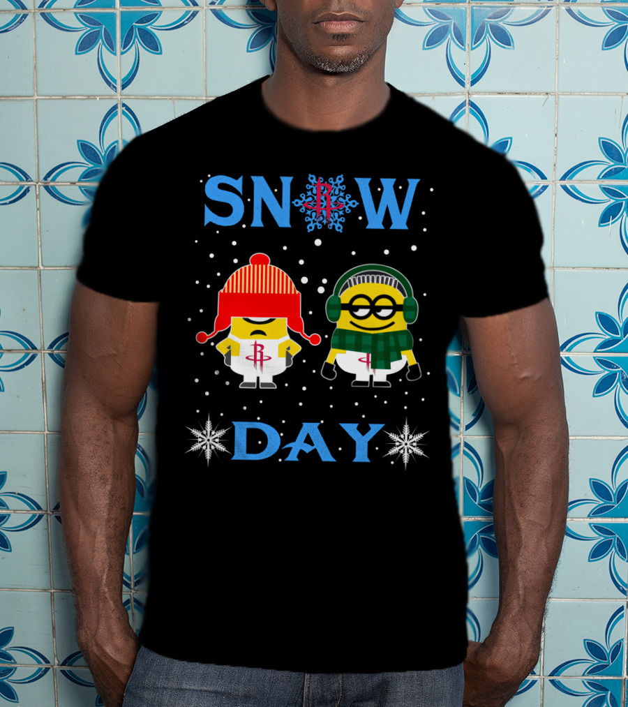 Snow Day With Houston Rockets And Minion Fans In Winter Attire T-Shirt