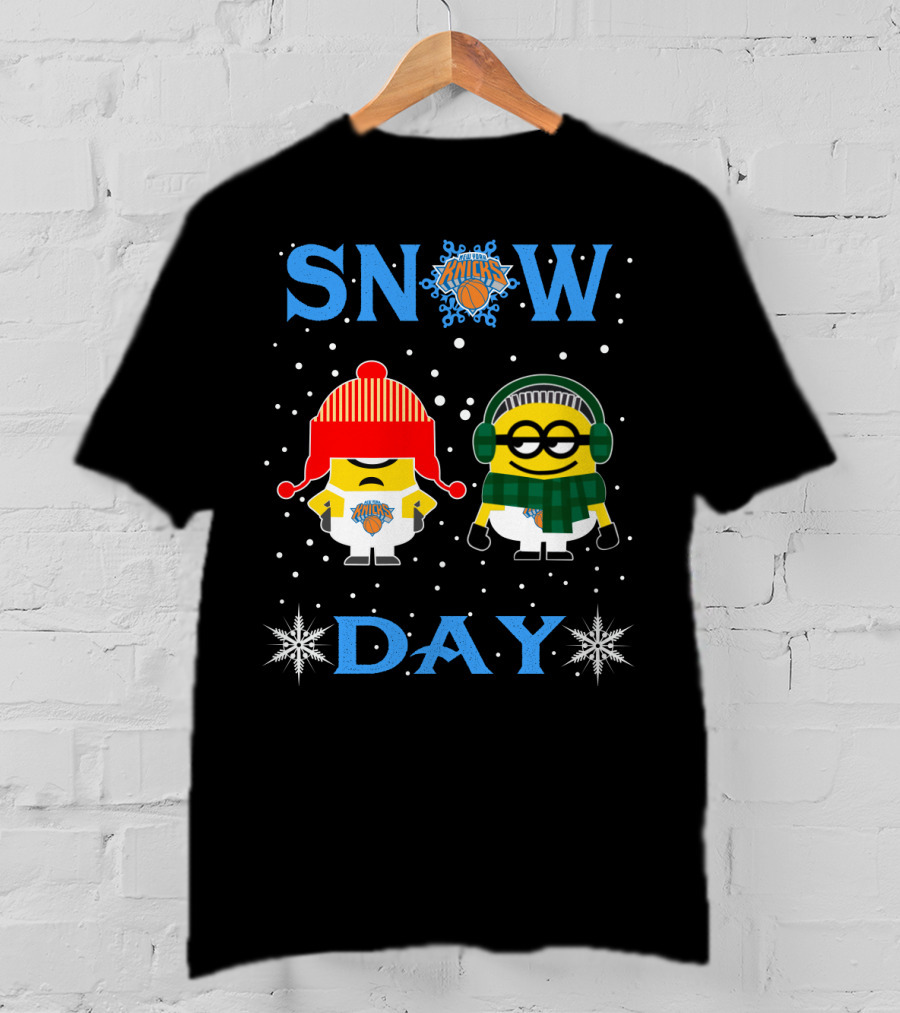 Snow Day New York Knicks Minion Fans T-Shirt