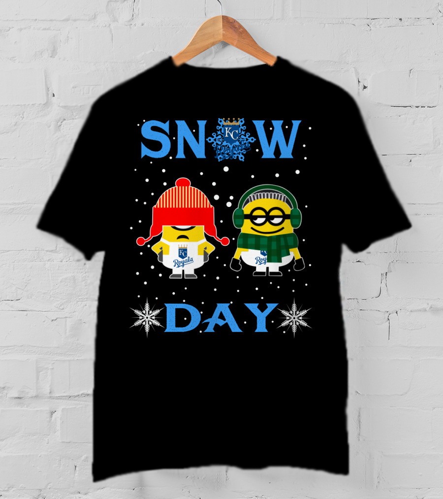Kansas City Royals Snow Day Minions Winter Fun T-Shirt