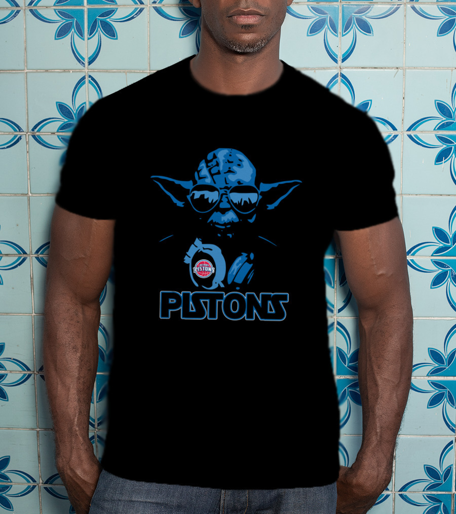 Pistons Yoda Star Wars Detroit Pistons Fans T-Shirt