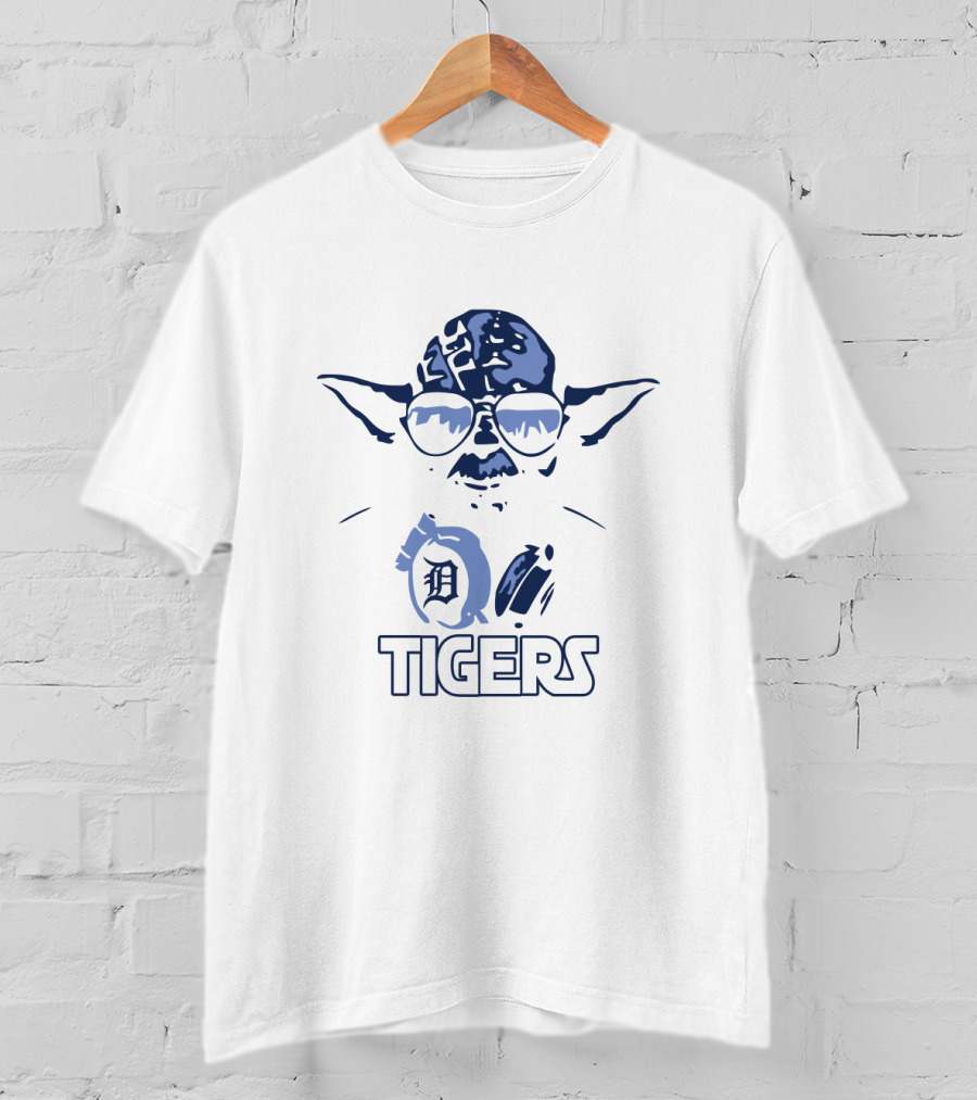 Yoda Star Wars With Detroit Tigers Baseball Logo Fusion T-Shirt