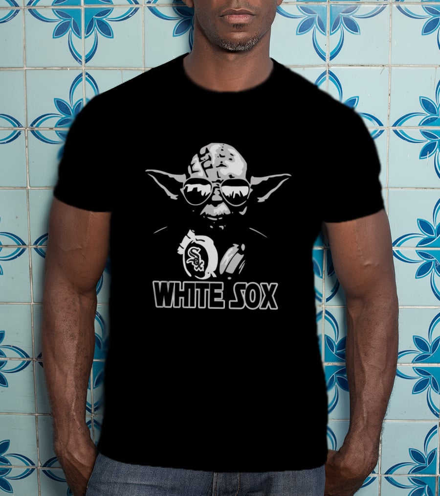 Yoda Star Wars White Sox Fans With Sunglasses Chicago Baseball T-Shirt