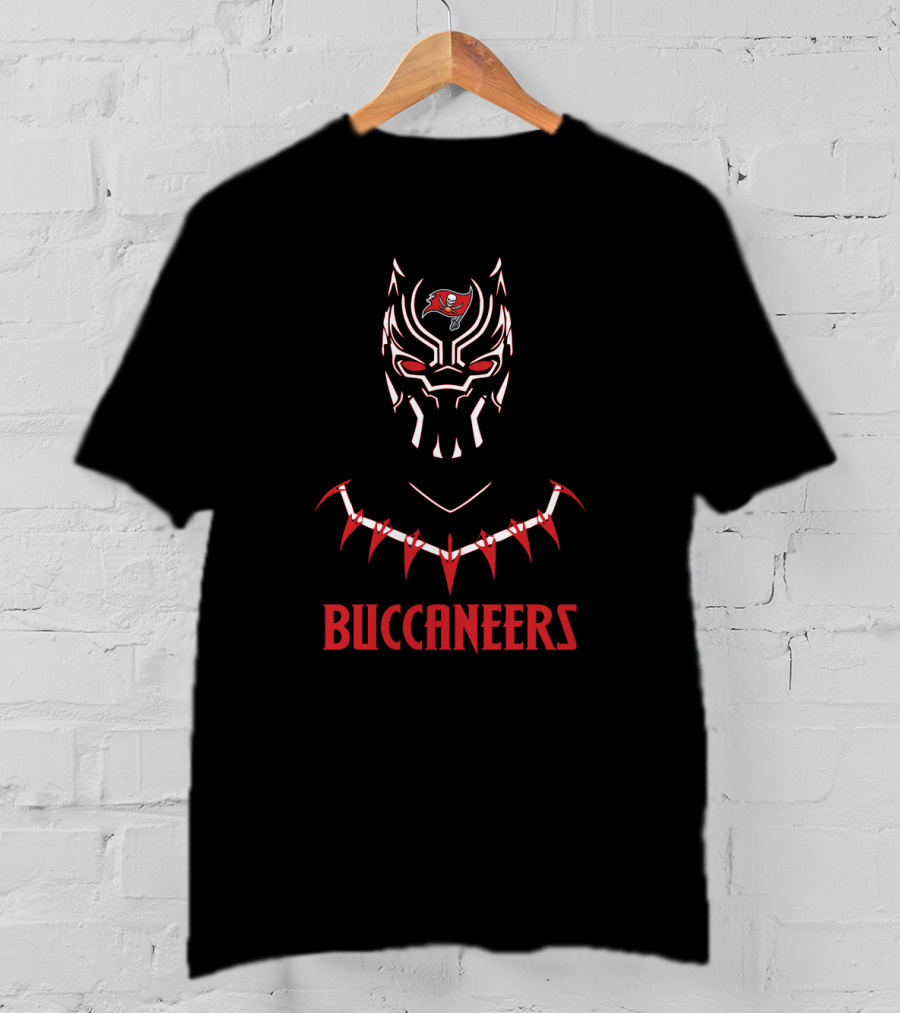 Black Panther Buccaneers Fan T-Shirt