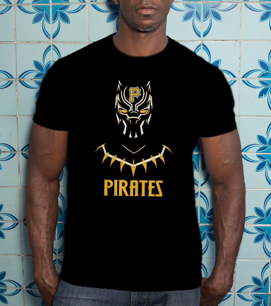 Pittsburgh Pirates Black Panther Mask P Logo And Necklace Pirates T-Shirt