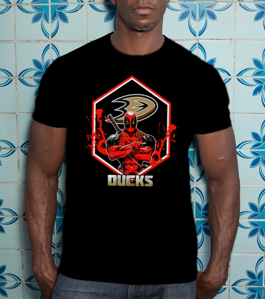 Deadpool Anaheim Ducks Crossover Fan Art T-Shirt