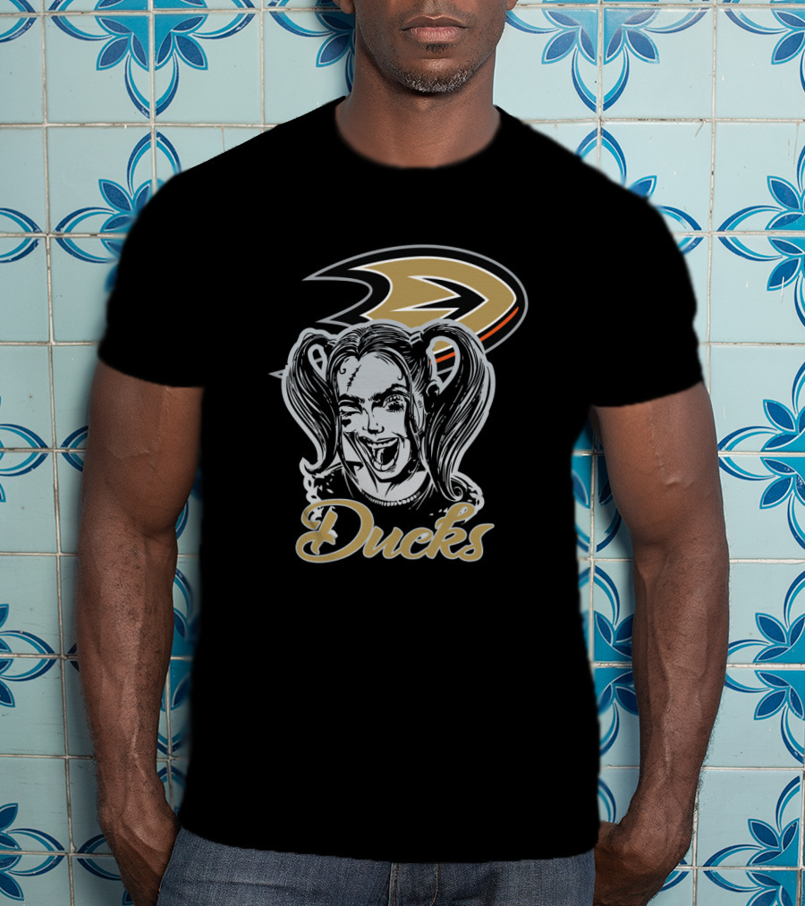 Harley Quinn And Anaheim Ducks Fans T-Shirt