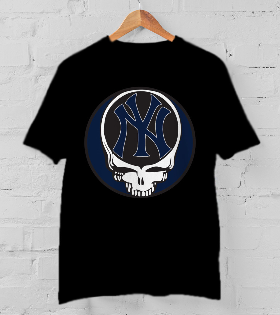 New York Yankees Grateful Dead Skull Logo Fusion T-Shirt