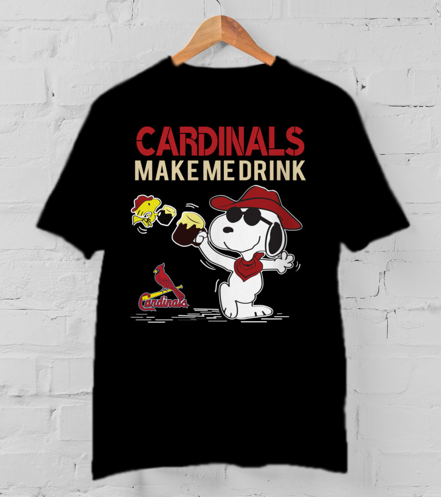 Cardinals Make Me Drink Snoopy With Hat And Beer For St. Louis Fans T-Shirt