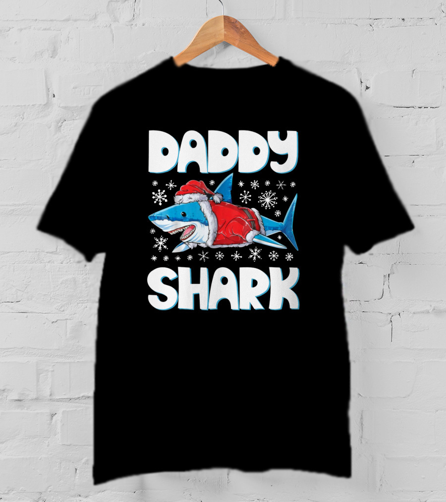 Daddy Shark Santa Hat Snowflakes Christmas T-Shirt