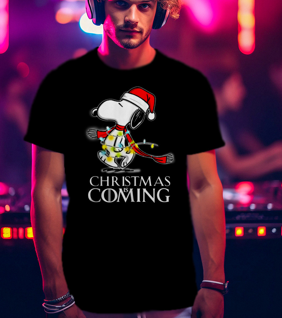 Snoopy Christmas Is Coming Game Of Thrones Santa Hat Lights T-Shirt
