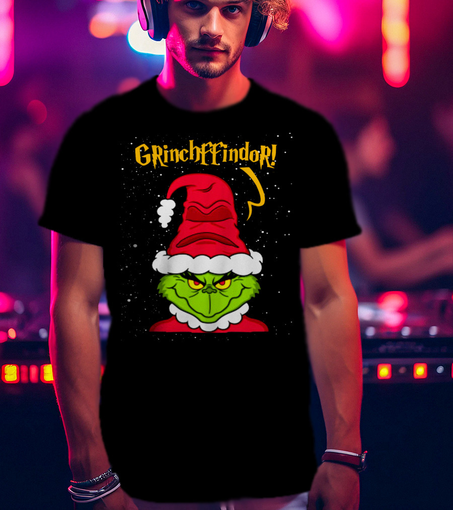 Grinche FFindor Grinch Santa Hat Snowflakes Christmas T-Shirt