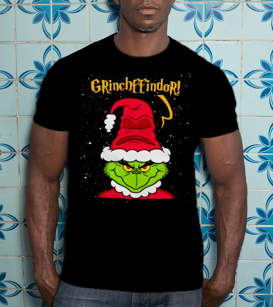Grinche FFindor Grinch Santa Hat Snowflakes Christmas T-Shirt