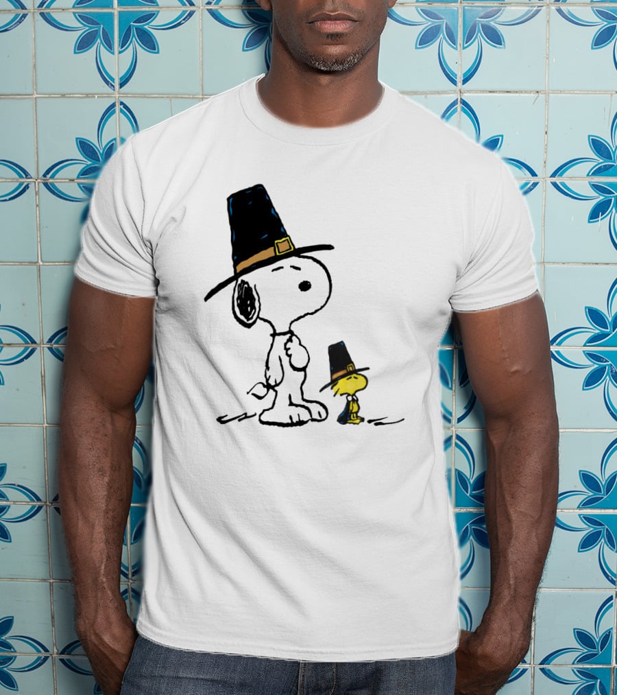 Peanuts Funny Snoopy Woodstock Thanksgiving Pilgrim Hat T-Shirt
