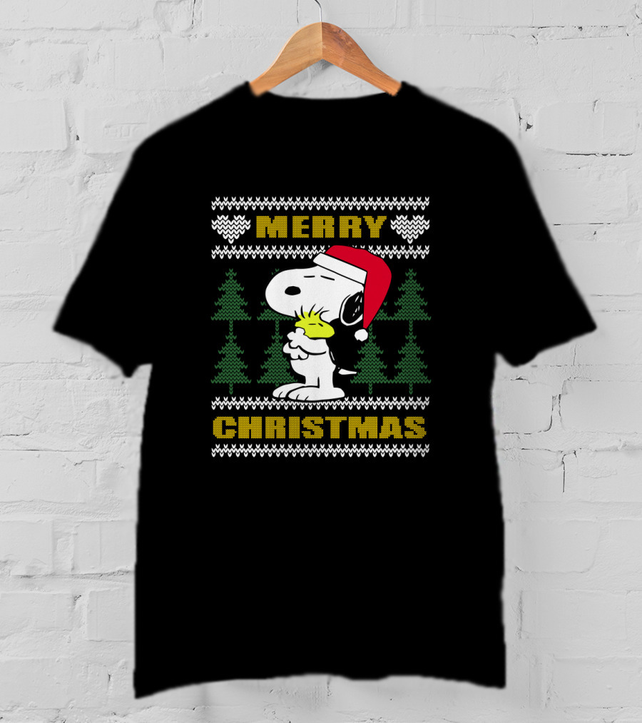 Snoopy Woodstock Merry Christmas Santa Hat Peanuts Holiday Trees T-Shirt