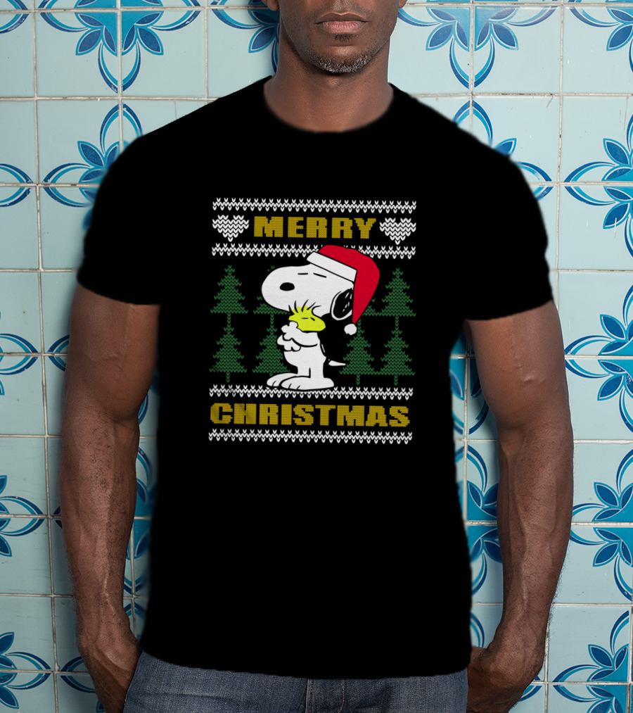 Snoopy Woodstock Merry Christmas Santa Hat Peanuts Holiday Trees T-Shirt