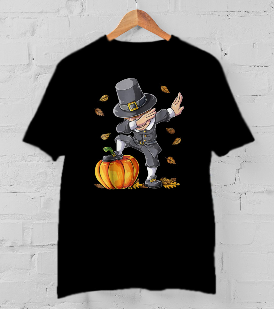 Pilgrim Dabbing On Pumpkin With Falling Autumn Leaves T-Shirt