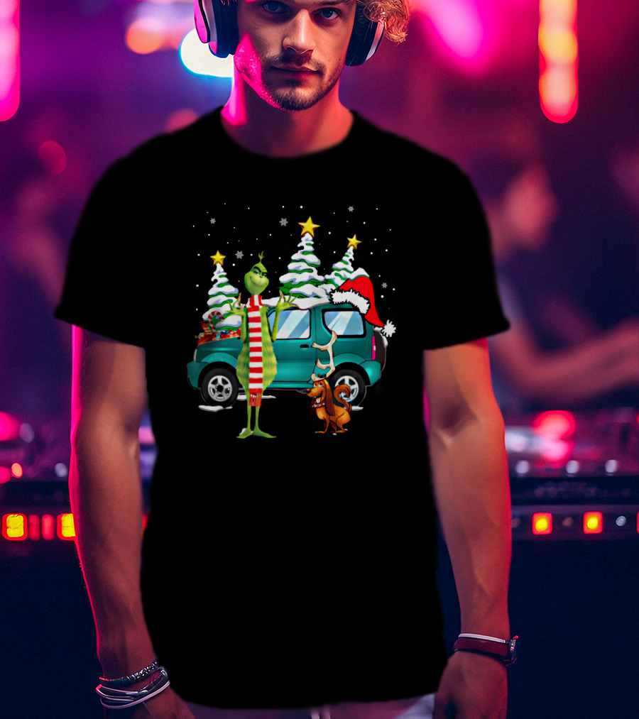 Grinch Max Dog Christmas Snow Trees Santa Hat Car Scene T-Shirt