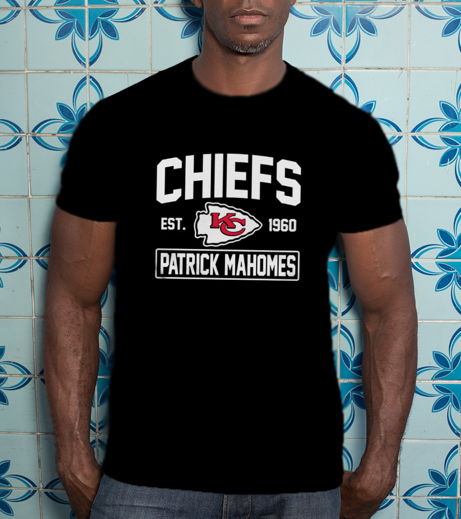 Chiefs KC Patrick Mahomes Est. 1960 Signature T-Shirt
