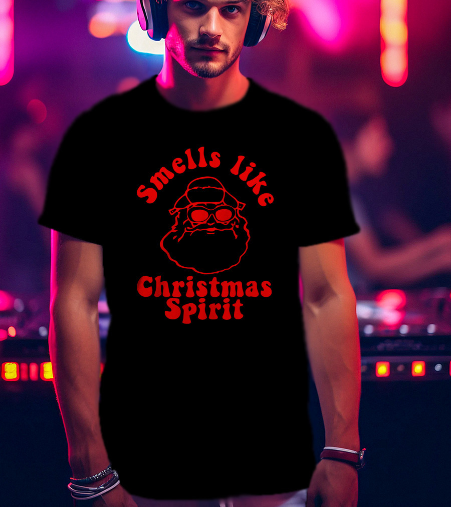 Smells Like Christmas Spirit Santa Claus Retro Red Outline T-Shirt