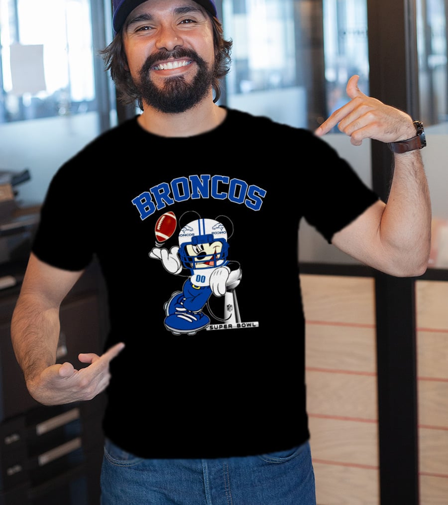 Broncos Mickey Mouse Nfl Super Bowl Football T-Shirt