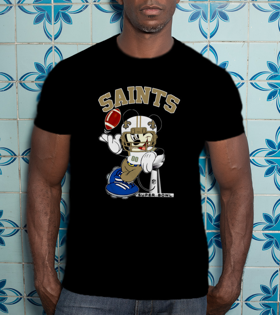 New Orleans Saints Mickey Mouse Nfl Super Bowl Football T-Shirt