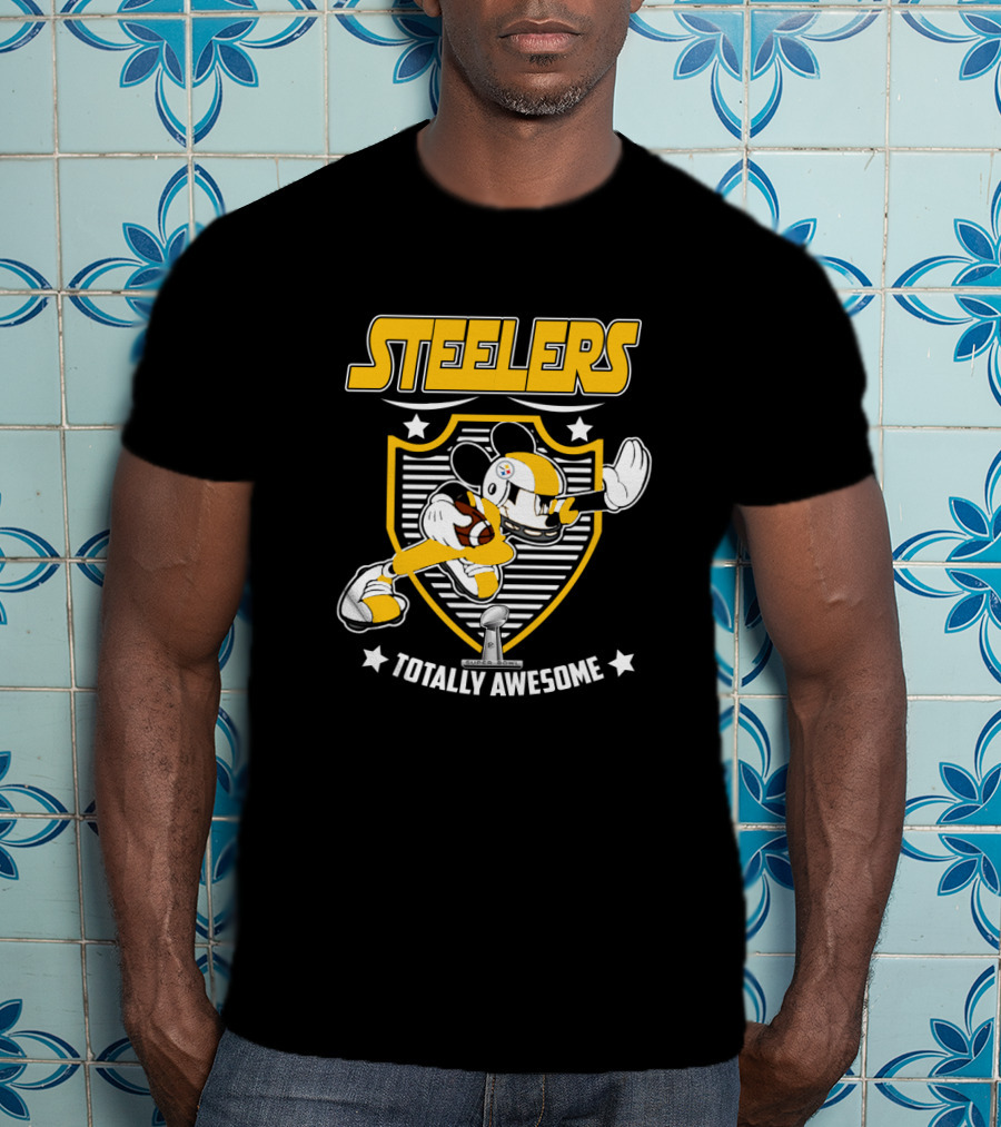 Steelers Totally Awesome Mickey Fans Running Football Theme T-Shirt