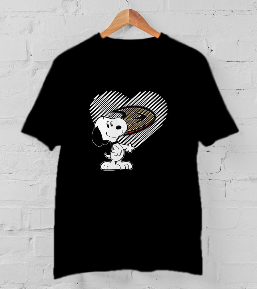 Snoopy With Anaheim Ducks Hockey Heart Sketch T-Shirt
